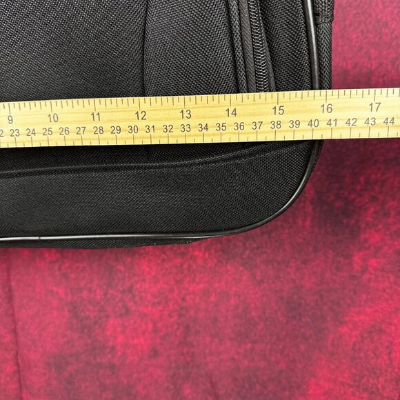 AMERICAN TOURISTER CARRY ON SHOULDER DUFFLE BAG ADJUSTABLE STRAP, BLACK, ZIPPER - Picture 11 of 11